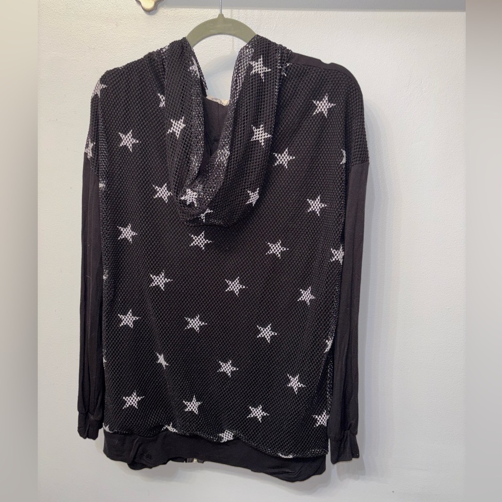 HEIMISH USA Black Star Print Hooded Sweatshirt